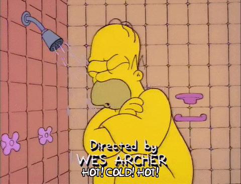 Homer Simpson sous la douche